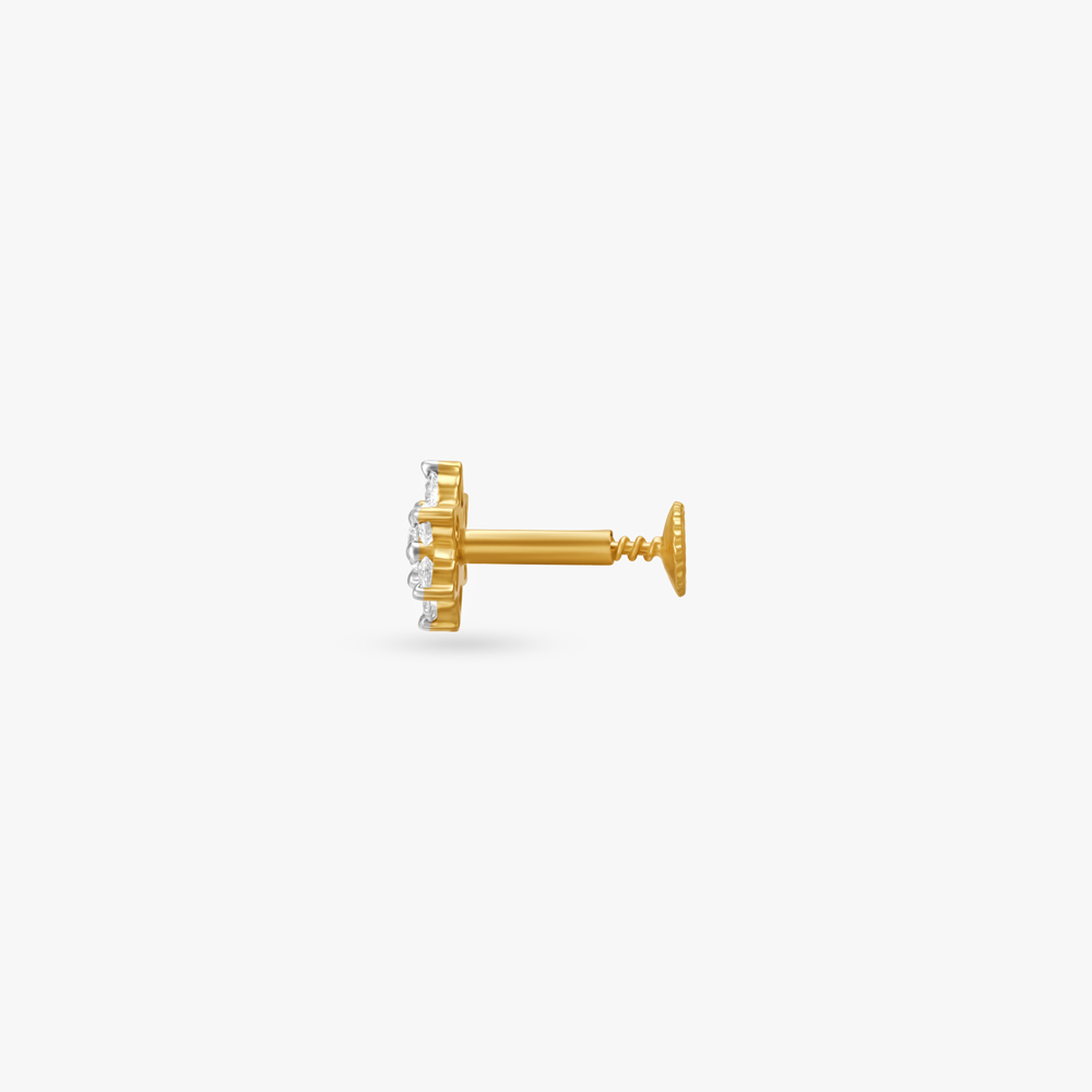 Dazzling Gold And Diamond Nose Pin