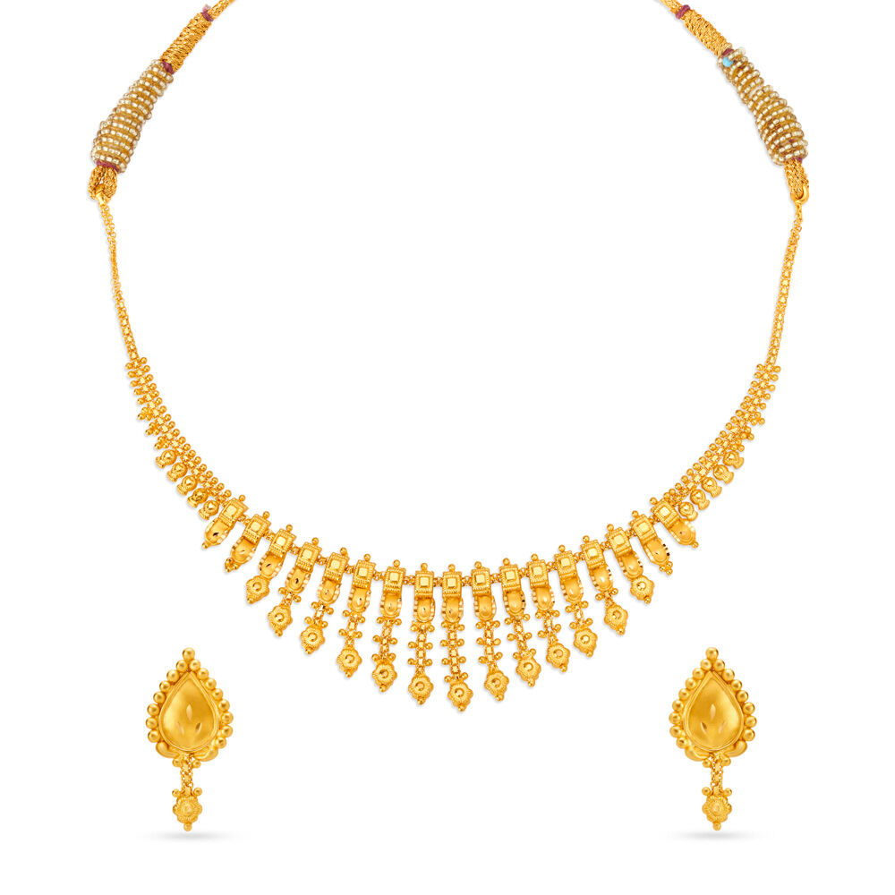 Buy quality 22K Gold Wedding Necklace Set in Ahmedabad