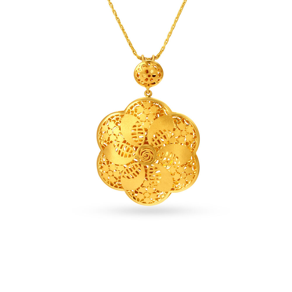 Gold locket sale in tanishq