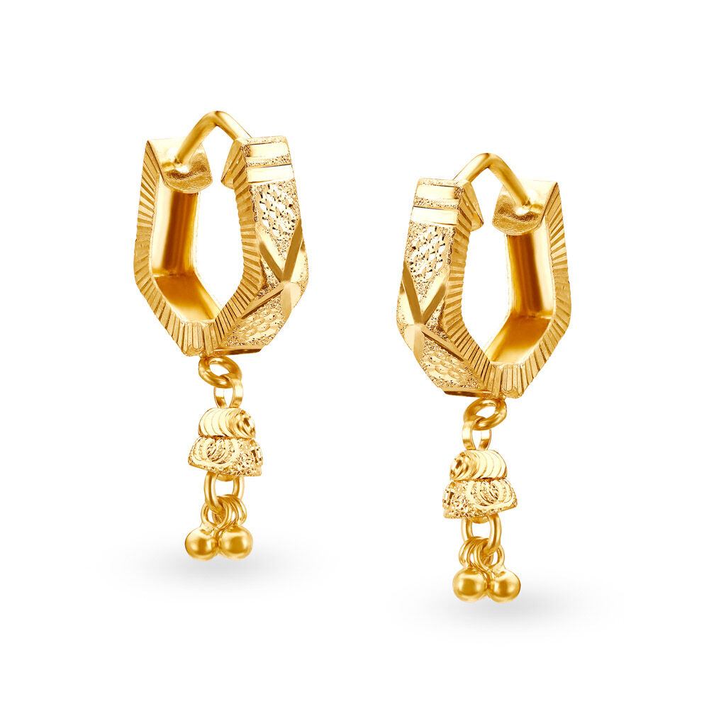 Mesmerising Gold and Kundan Chandelier Drop Earrings