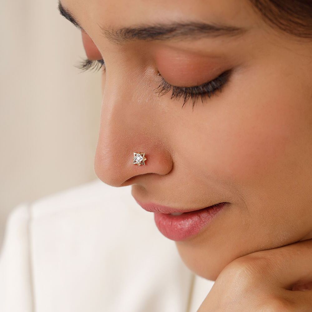 Tata tanishq deals diamond nose pin