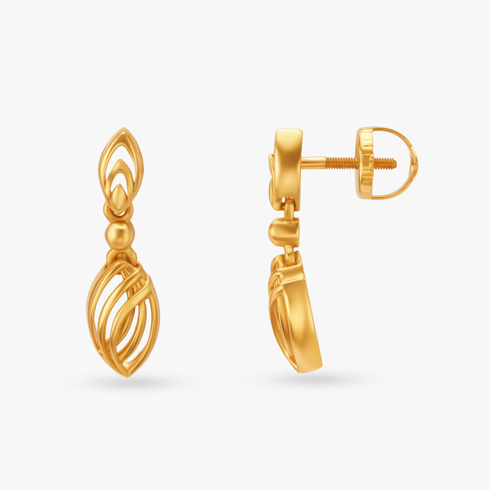 TANISHQ Angelic Gold Hoop Earrings in Latur - Dealers, Manufacturers &  Suppliers - Justdial