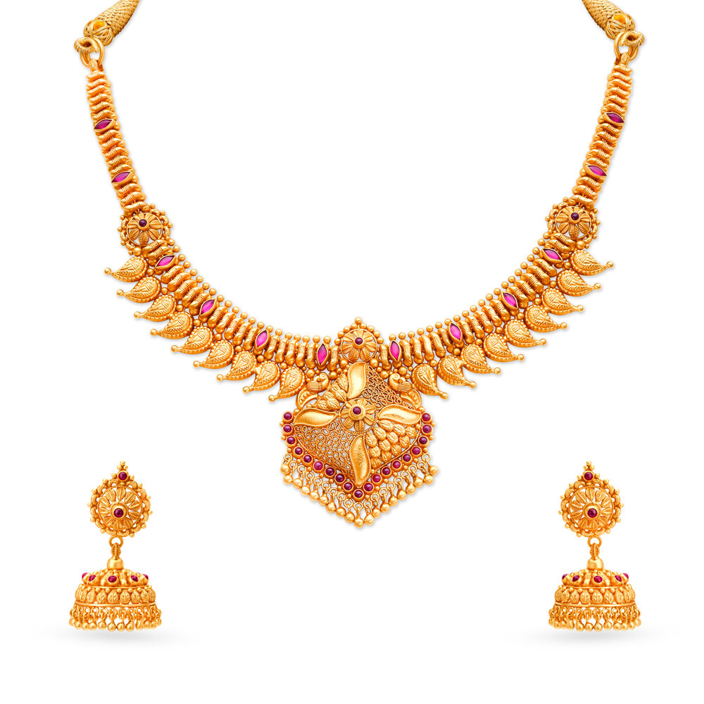 Necklace set deals by tanishq