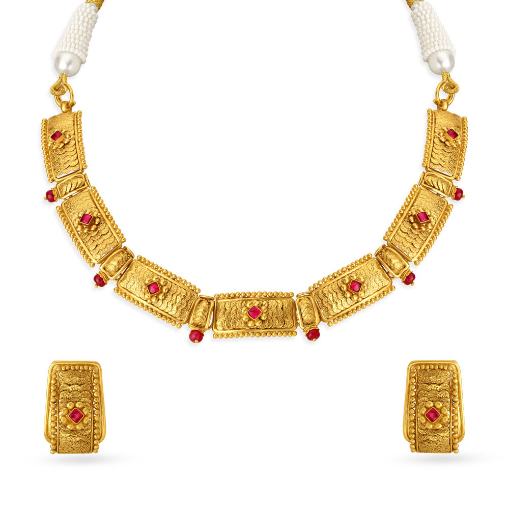 Traditional sale necklace gold