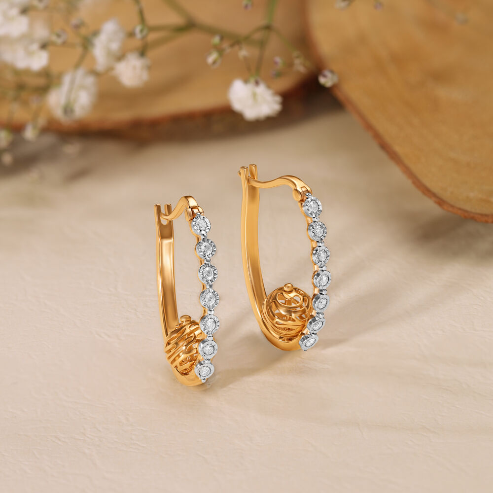 Tanishq hoops deals