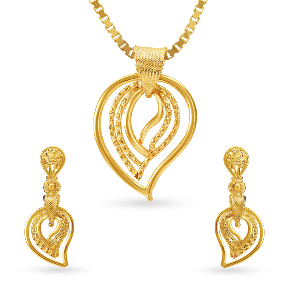 Majestic Teardrop Shaped Rose Gold and Diamond Pendant and Earrings Set