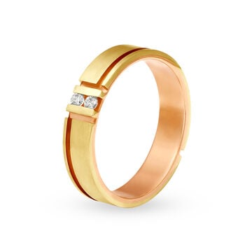 Classic 18 Karat Gold and Diamond Finger Ring
