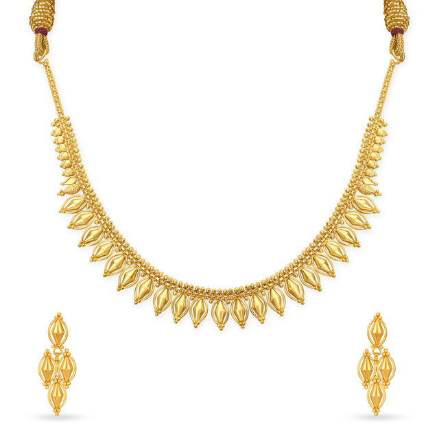 Lead Inspired Gold Necklace Set,,hi-res image number null