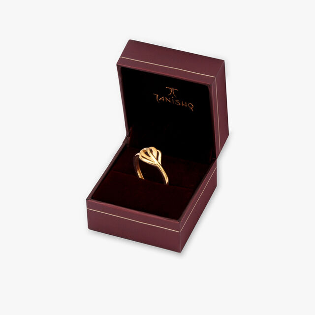 The Golden Leaf Ring,,hi-res image number null