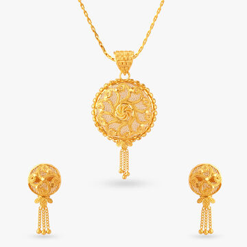 Lustrous Gold Pendant and Earrings Set