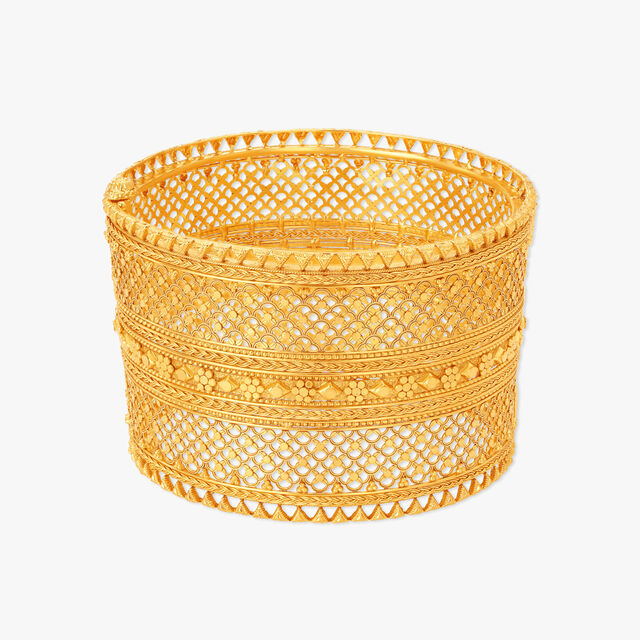 Intricate Bangle with Lace Jali and Chandak Work image number null