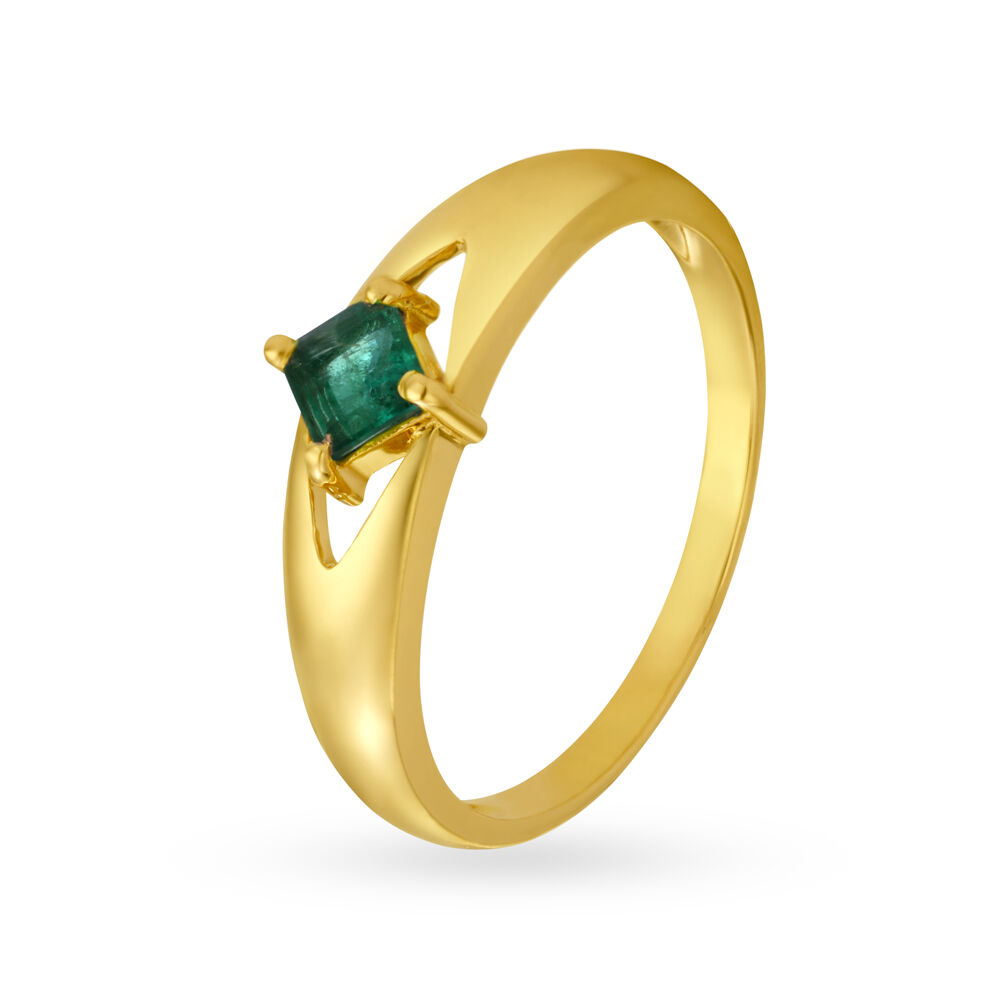 Gold Emerald Diamonds Ring