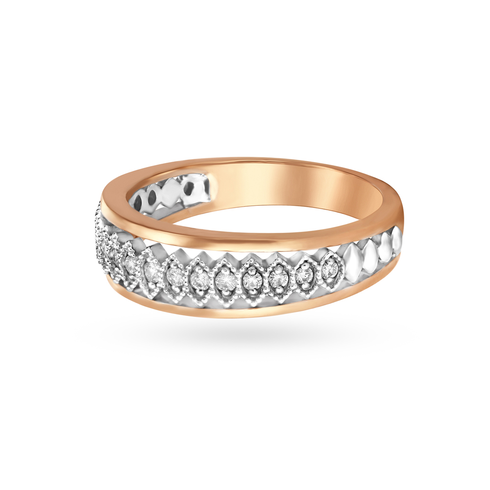 

Stylish Diamond Finger Ring