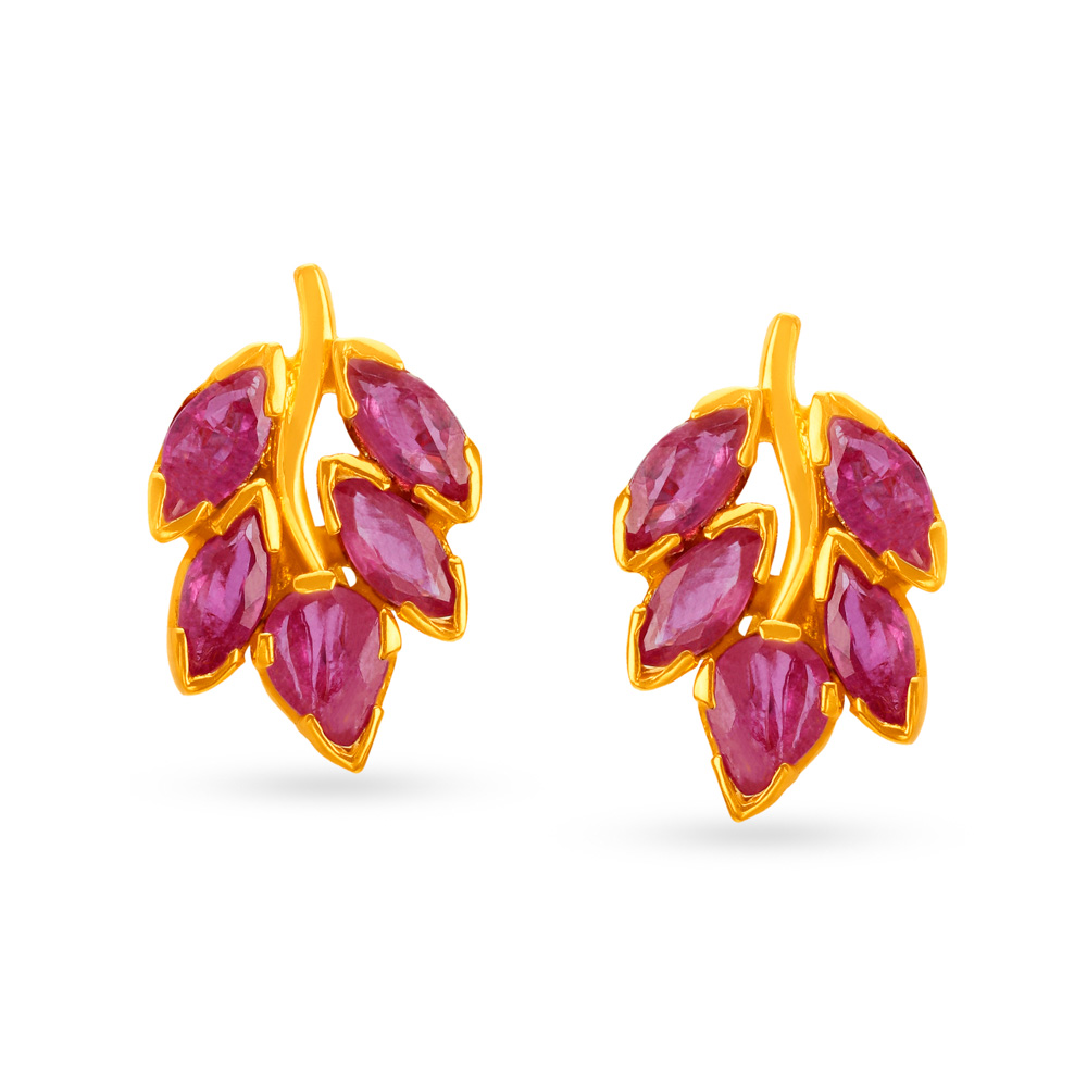 Adorable 18 Karat Gold And Ruby Flower Stud Earrings