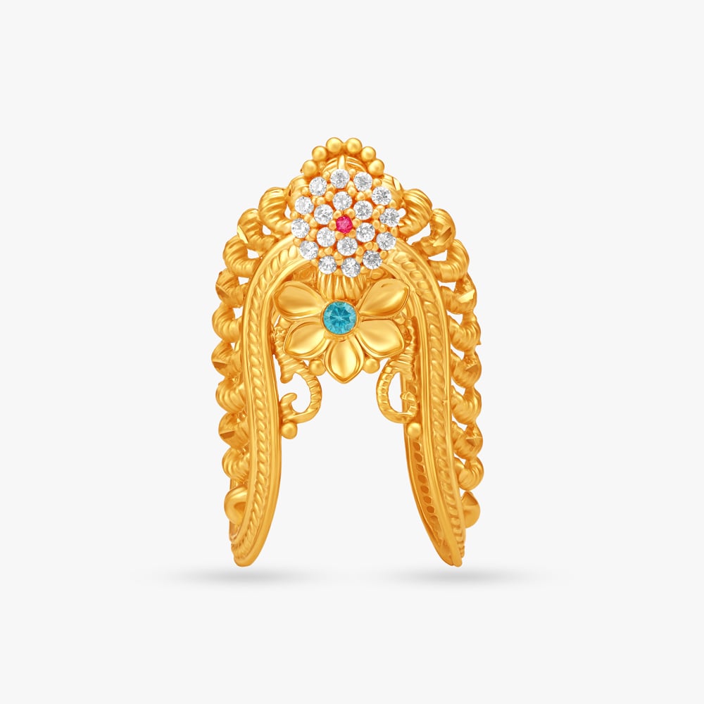 

Luxurious Gold Finger Ring