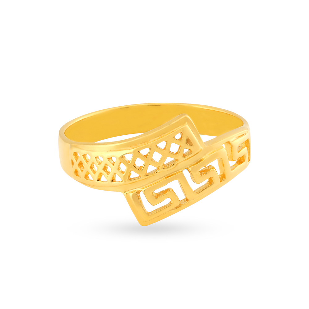 

Intriguing 22 Karat Yellow Gold Mesh Patterned Finger Ring