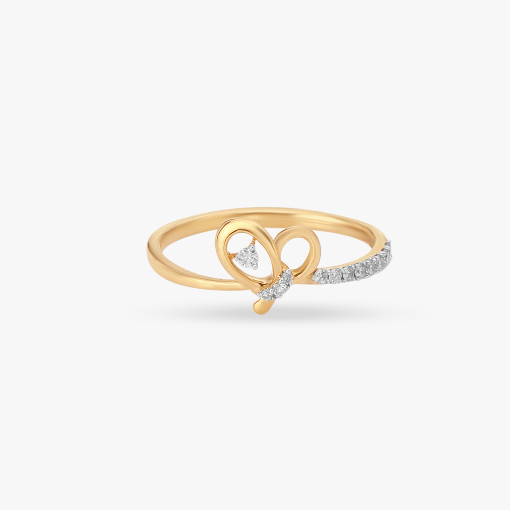 

Dainty Knot Diamond Ring