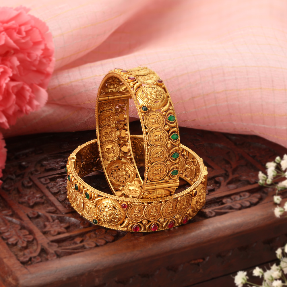 Kadas  Tanishq Online Store