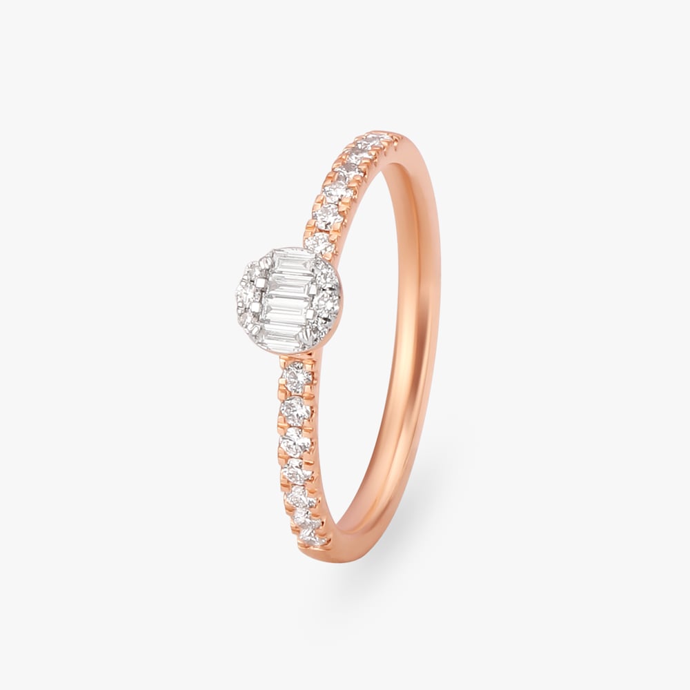 

Iconic Diamond Finger Ring