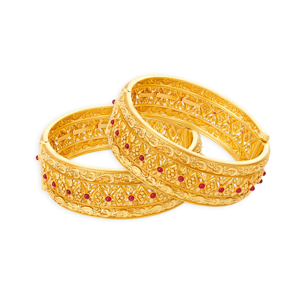 

Bold Intricate Gold Bangle