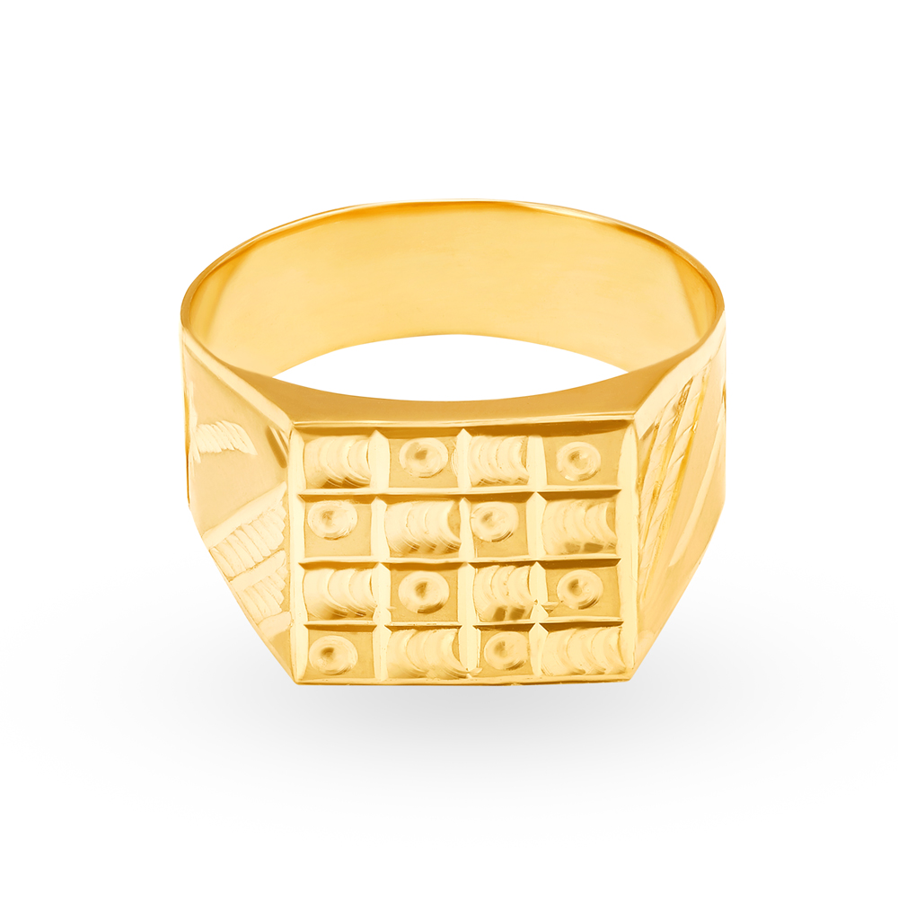 

Lustrous 22 Karat Yellow Gold Boxy Ring