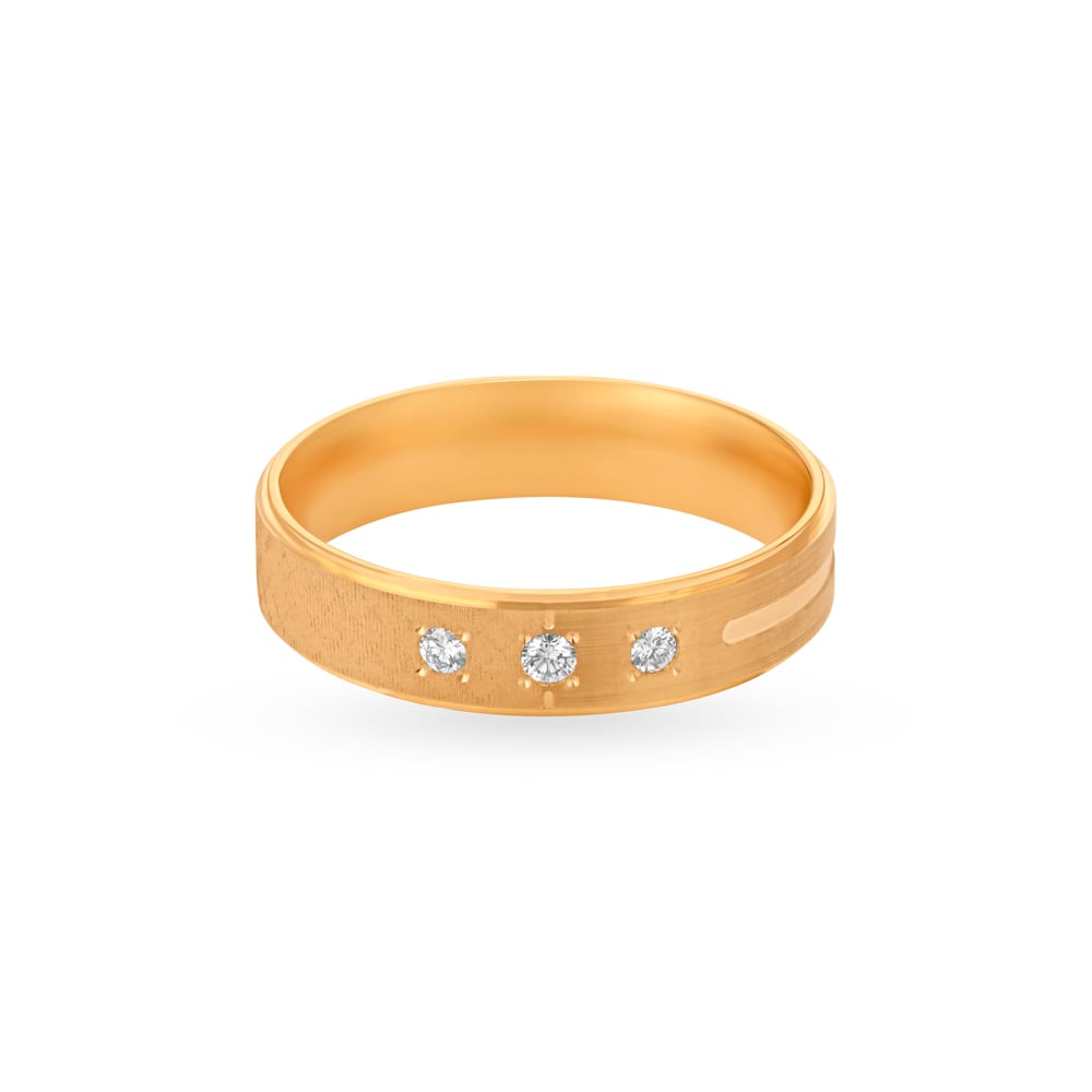 

Minimalistic 3 Stone Textured Gold Diamond Adorned Finger Ring