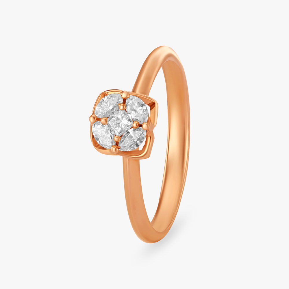 

Ethereal Bloom Diamond Finger Ring