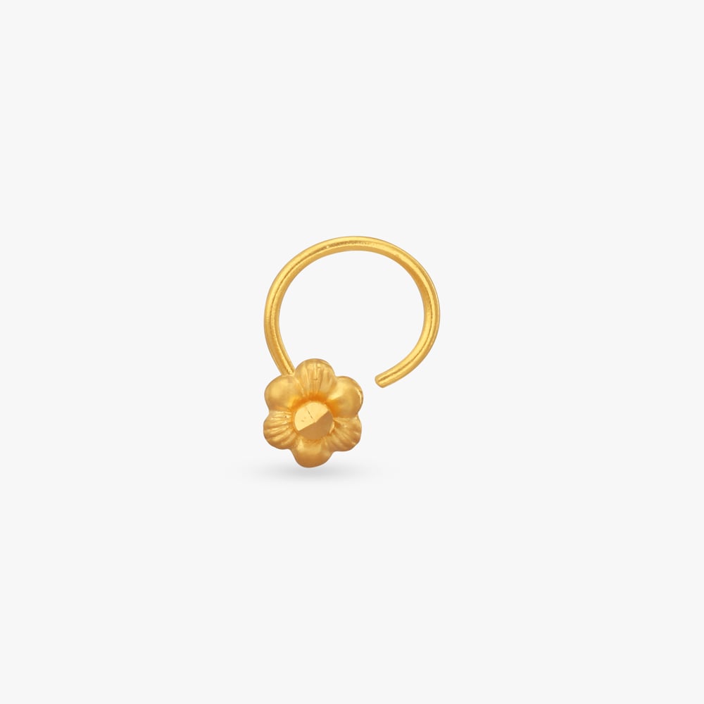 

Floral Charm Gold Nose Pin