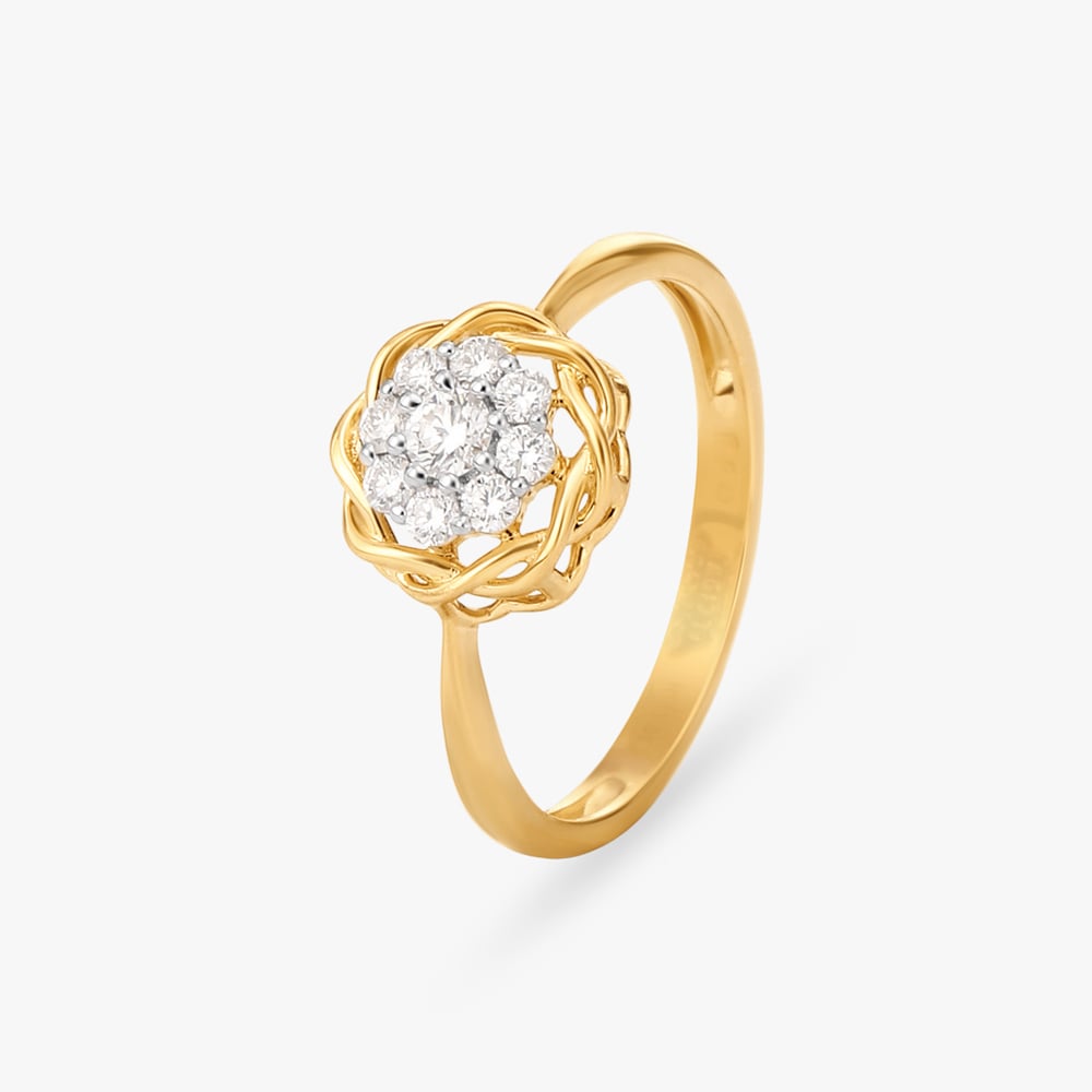 

Charismatic Flower Diamond Finger Ring