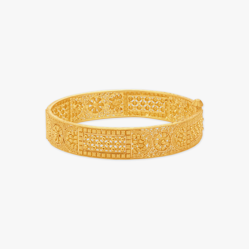 

Antique Gold Bangle