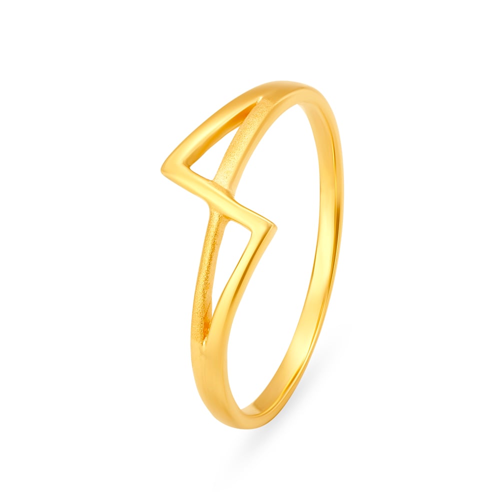 

Edgy Geometric Gold Ring