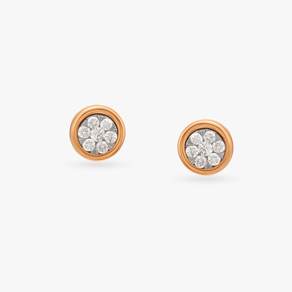 

Chic Elegance Diamond Stud Earrings