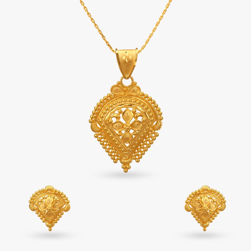 

Floral Grandeur Gold Pendant and Earrings Set