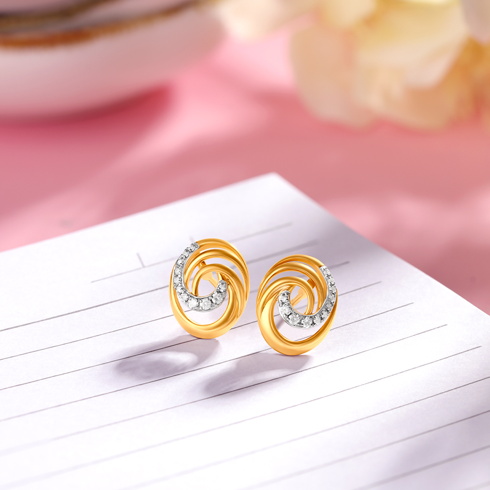 

Entrancing Spirals Diamond Stud Earrings