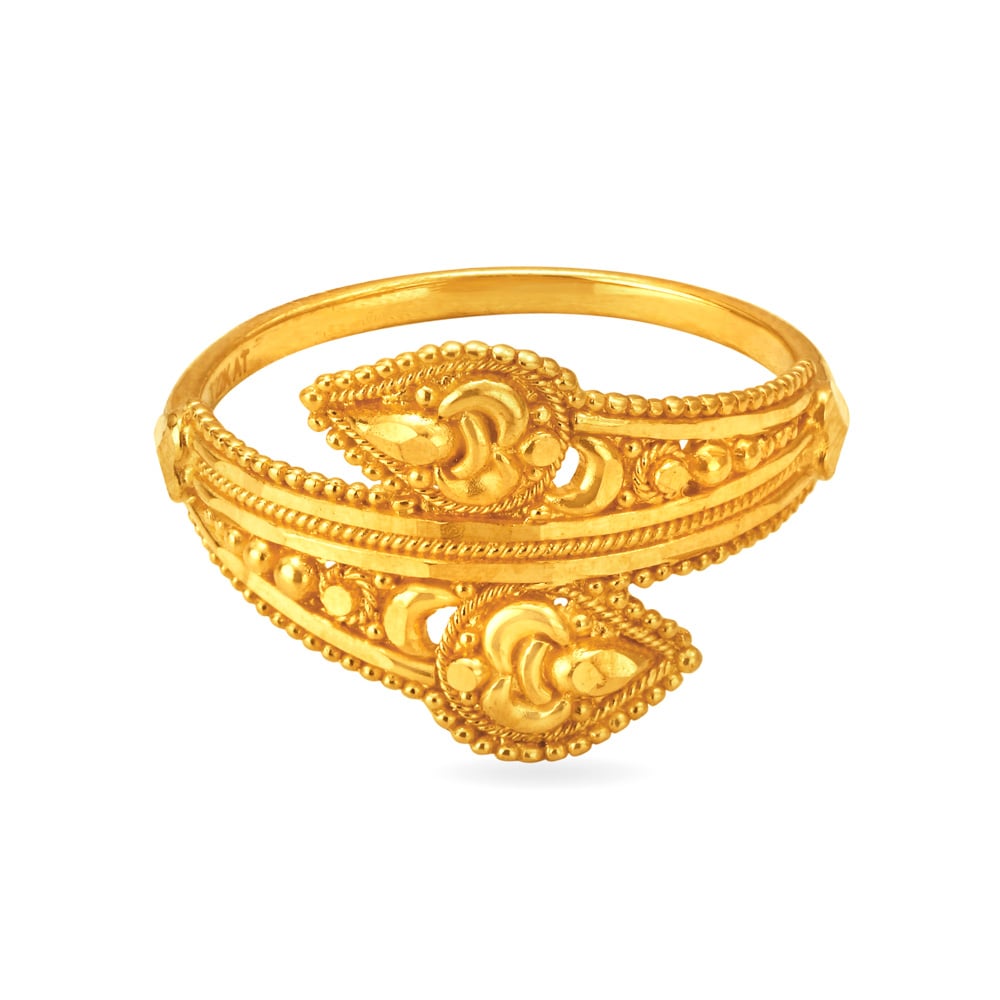 

Ornate 22 Karat Yellow Gold Overlap-Design Ring