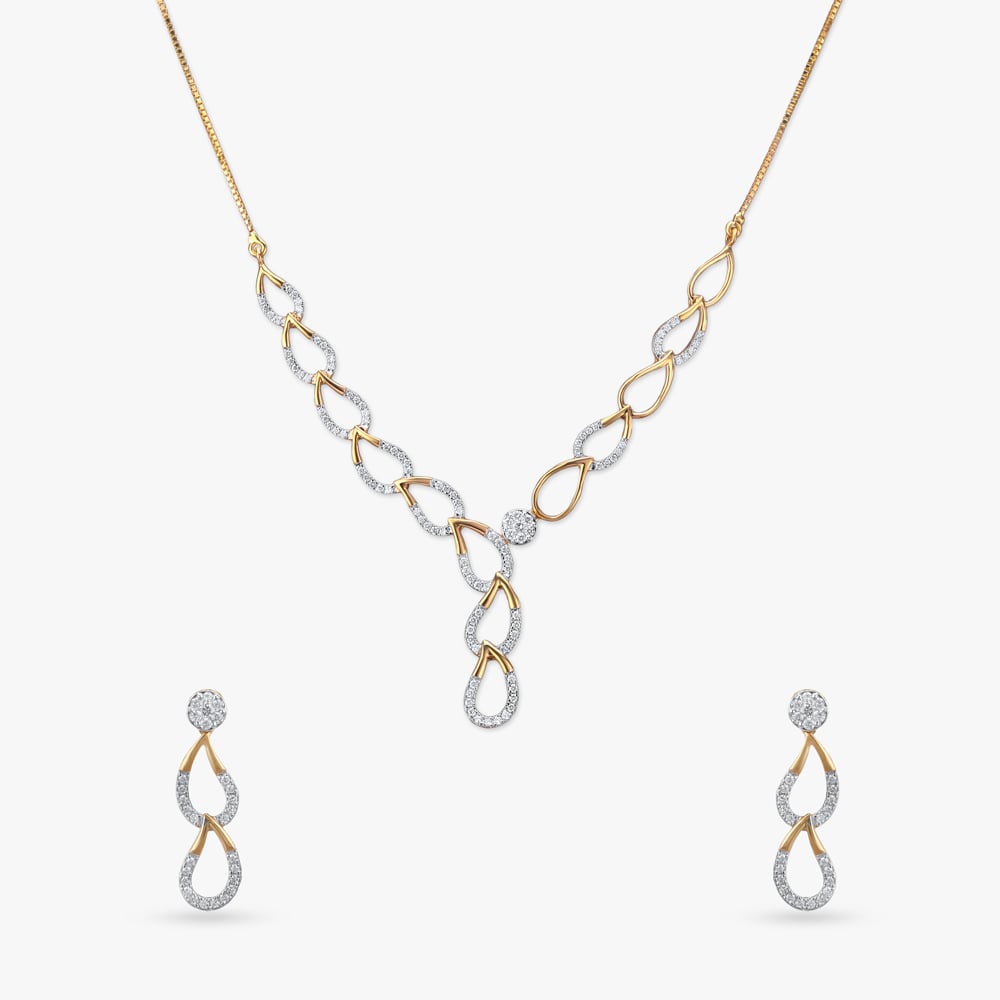 

Dewdrop Dreams Diamond Necklace Set