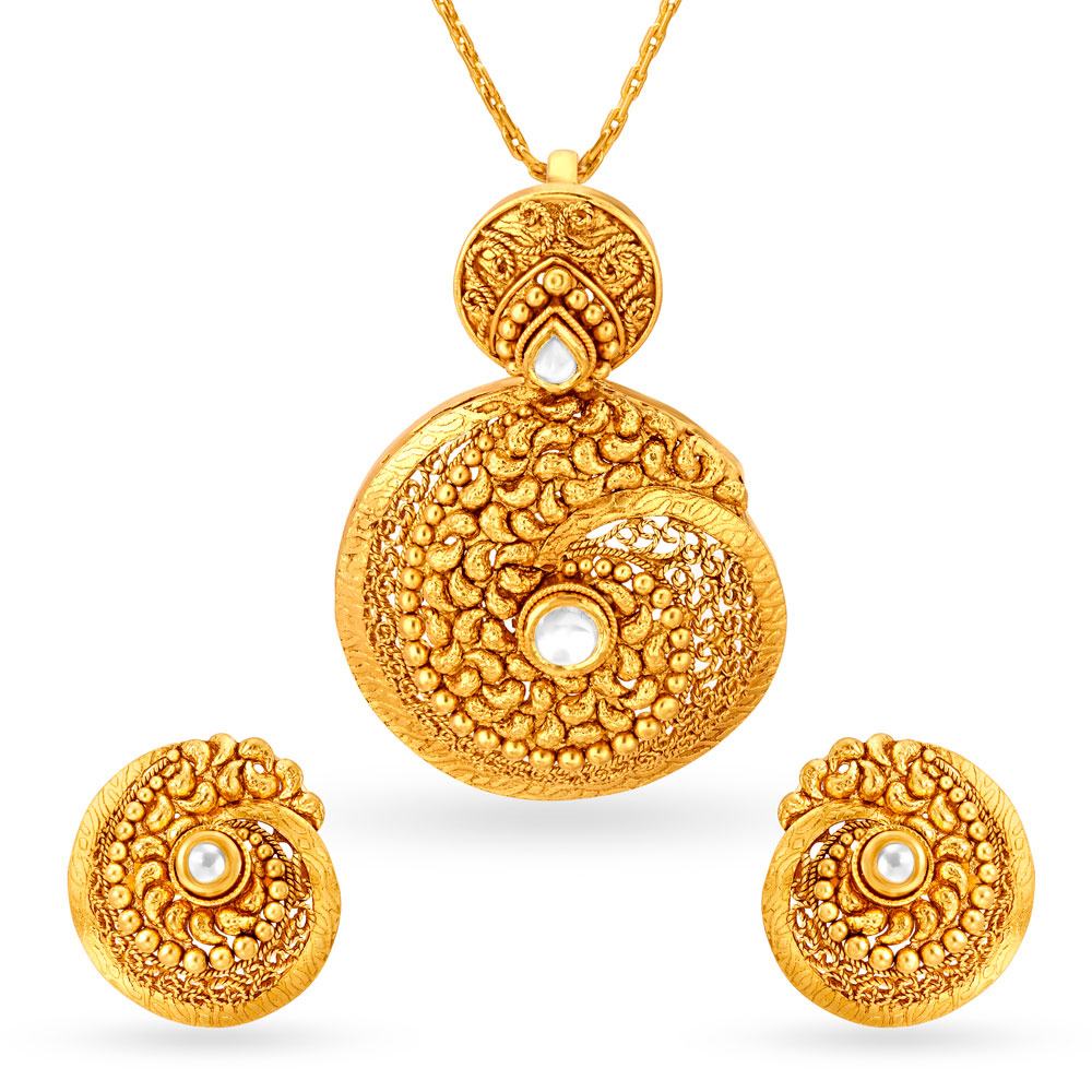 Divine Gold Pendant and Earrings Set