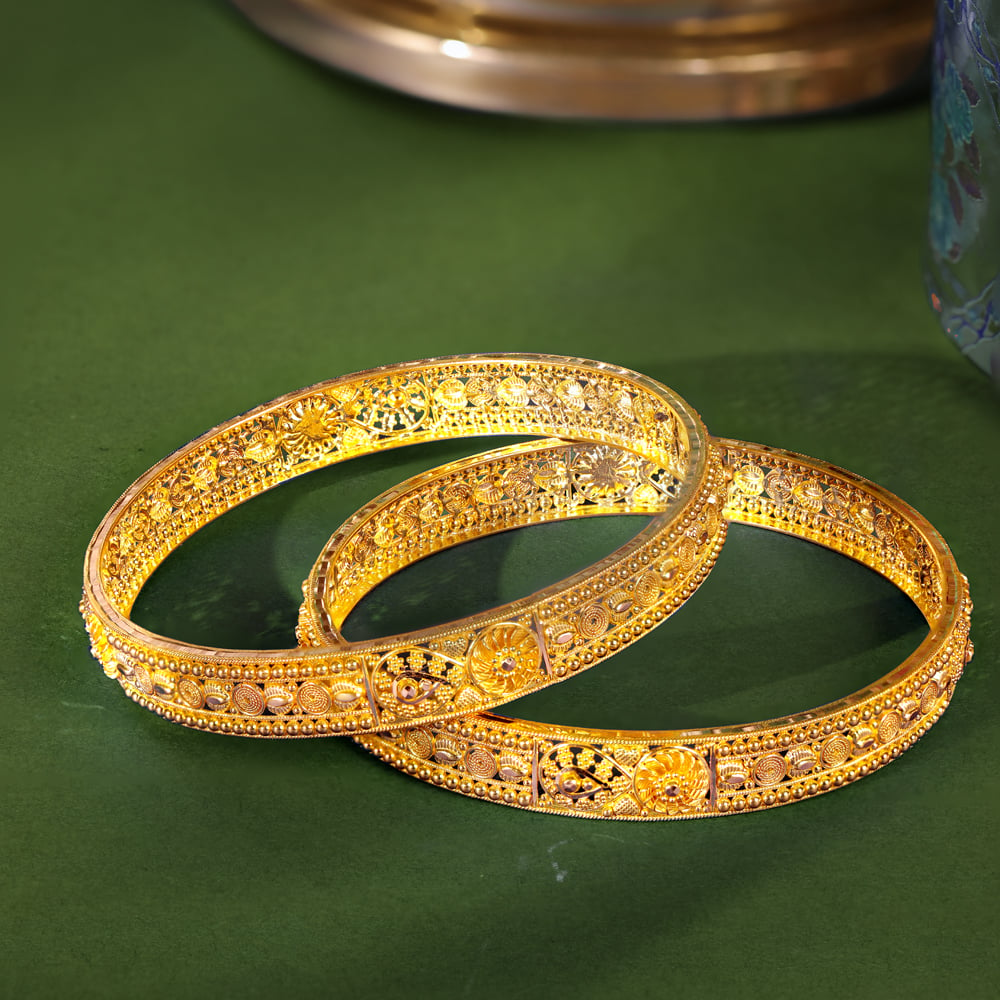 

Captivating Gold Bangles for the Gujarati Patel Bride