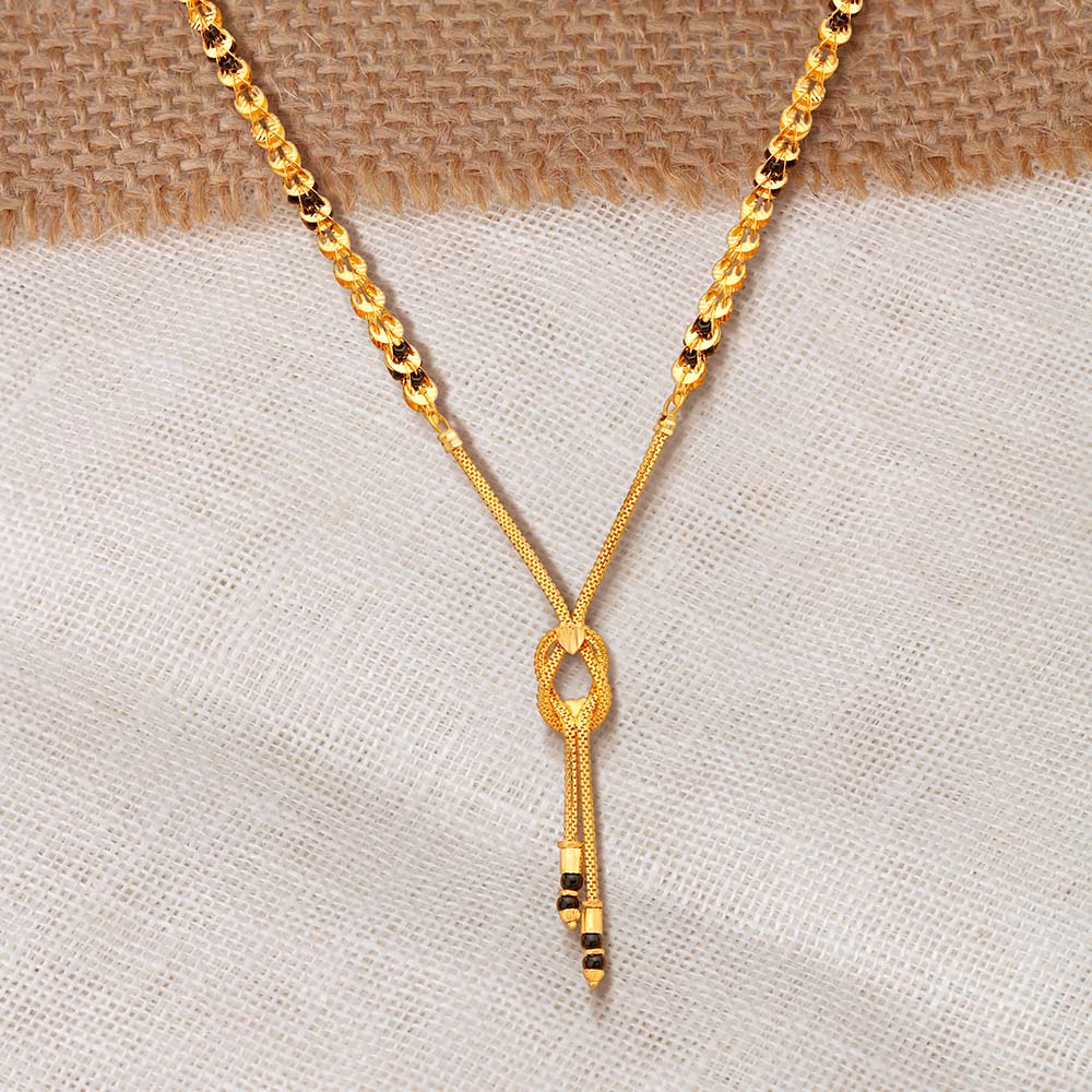 

Elegant Knot Mangalsutra