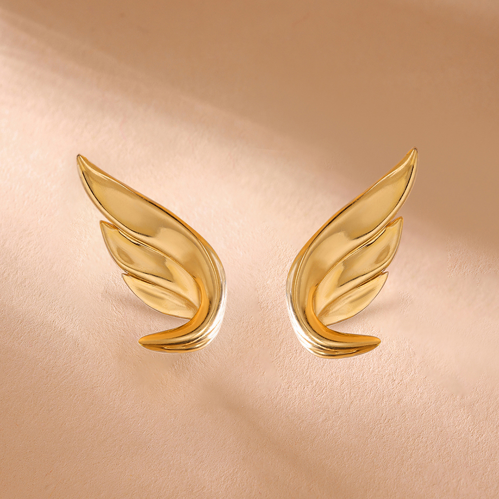 Buy 22k Petite Butterfly CZ Gold Stud Earrings Online from Vaibhav Jewellers