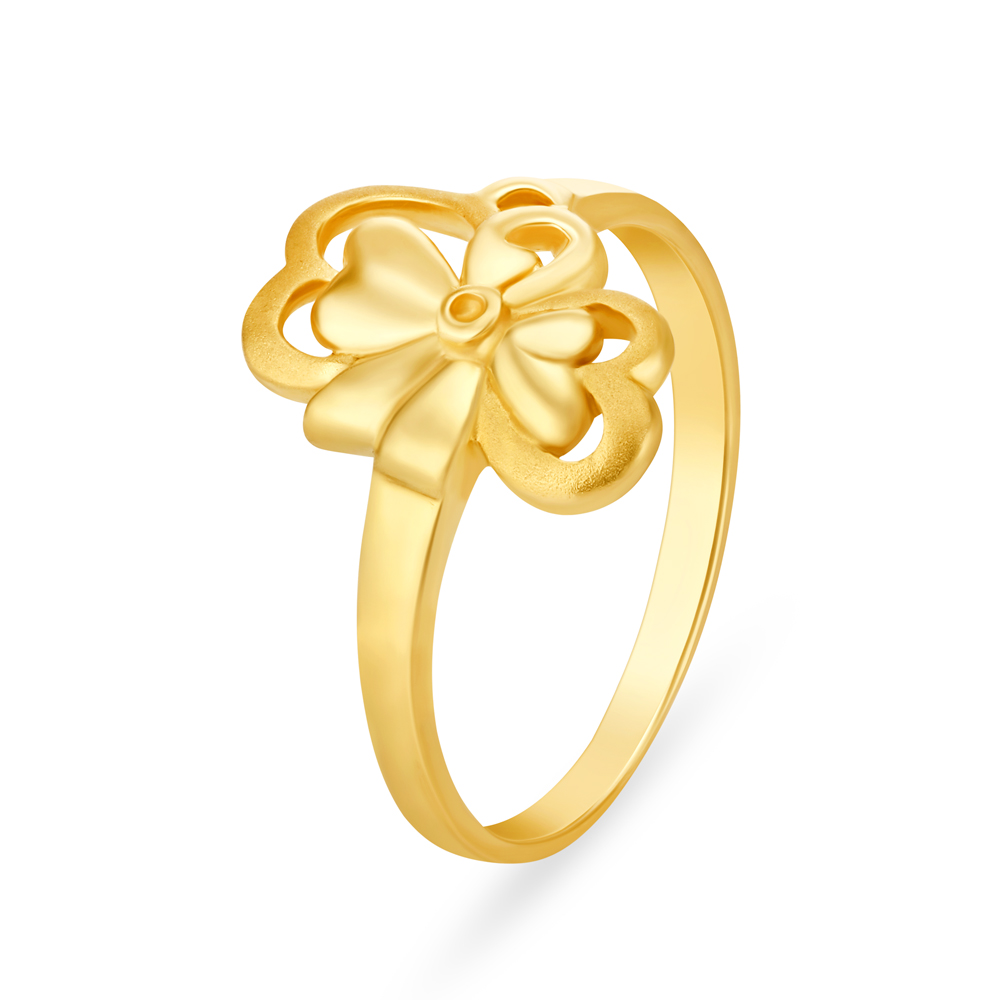 Passionate 22 Karat Yellow Gold Floral Finger Ring