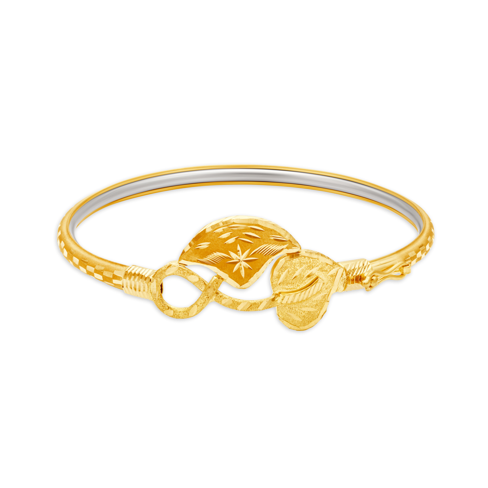 Dazzling Gold Bangle