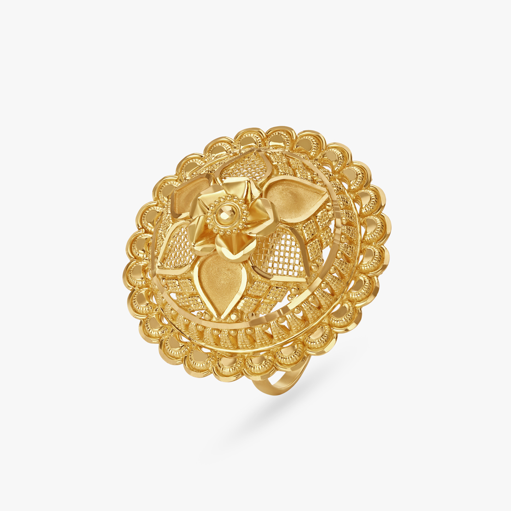 

Floral Heritage Gold Finger Ring