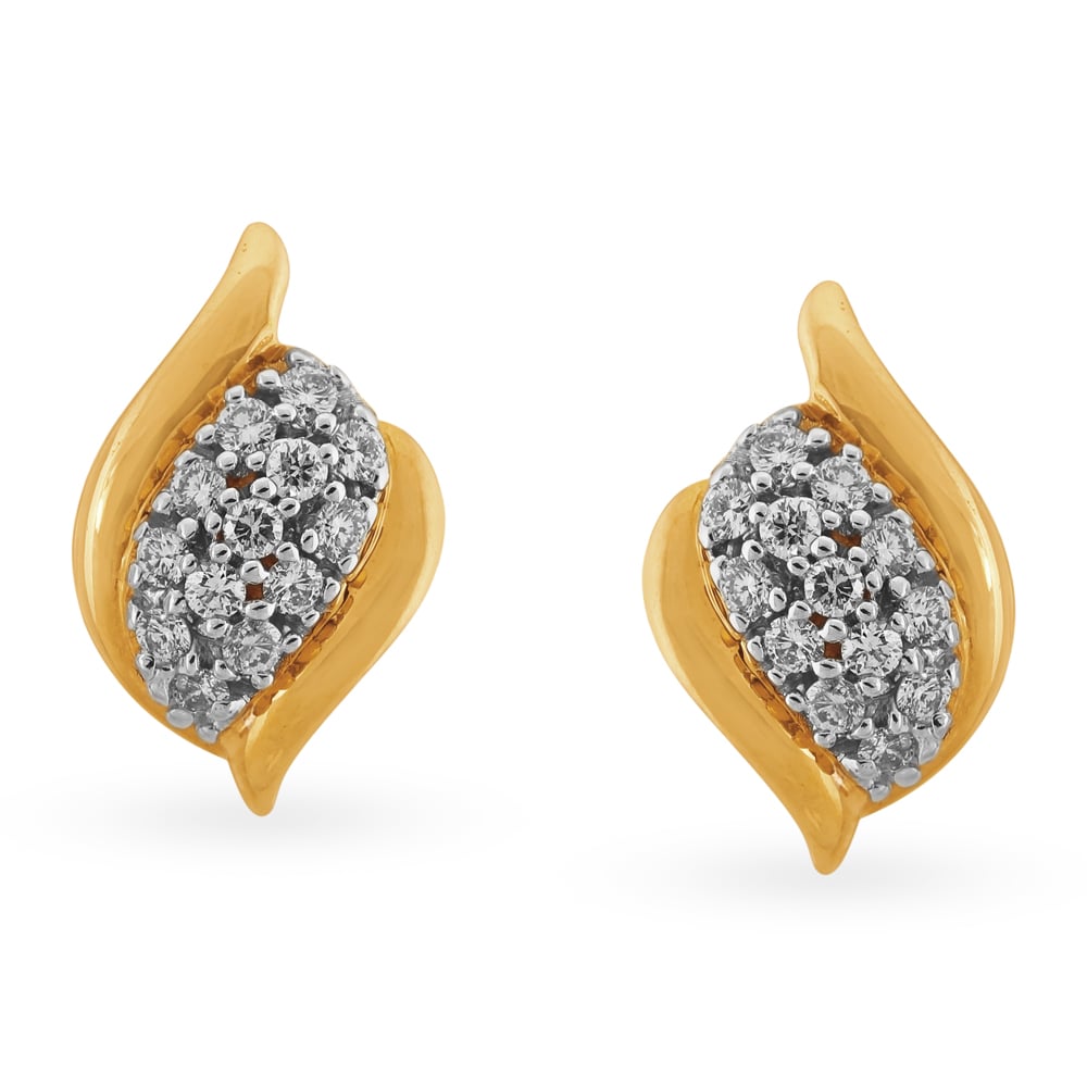 Contemporary Multiple Diamonds and Gold Stud Earrings