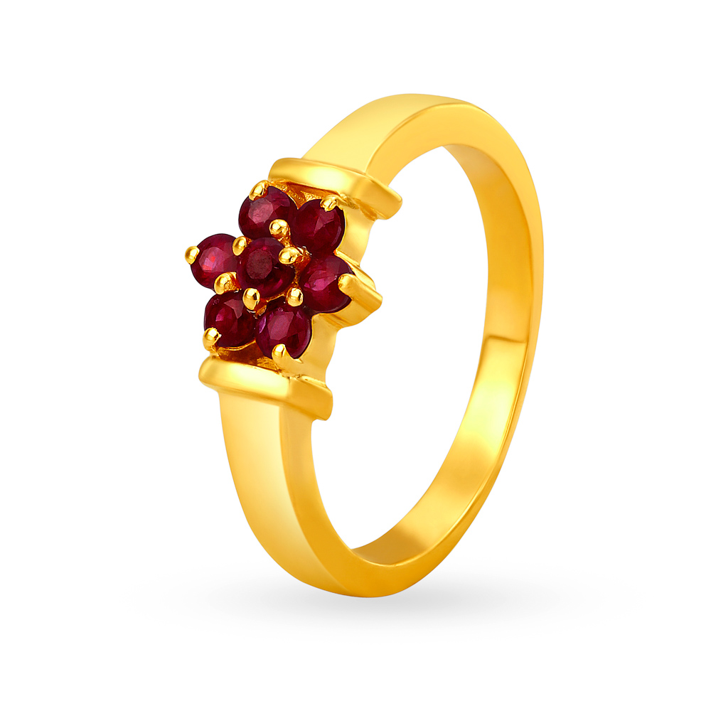 Minimalistic 18 Karat Gold And Ruby Floral Ring | Tanishq