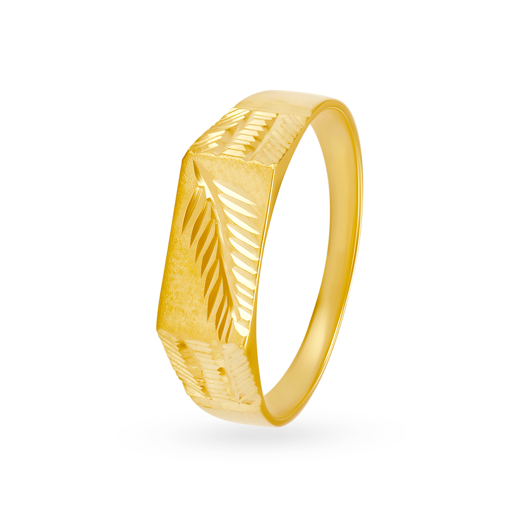 

Elegant Leaf Engraved Gold Ring for Men