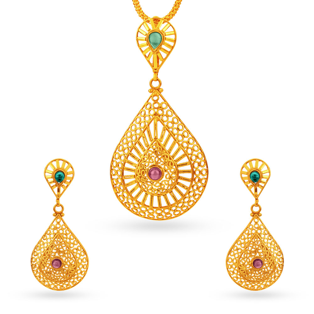 Regal Graceful Pendant and Earrings Set