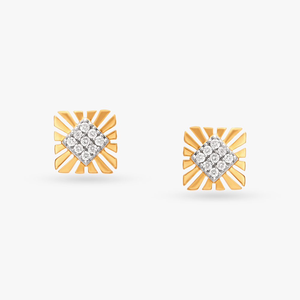 

Gleaming Rhombus Diamond Stud Earrings