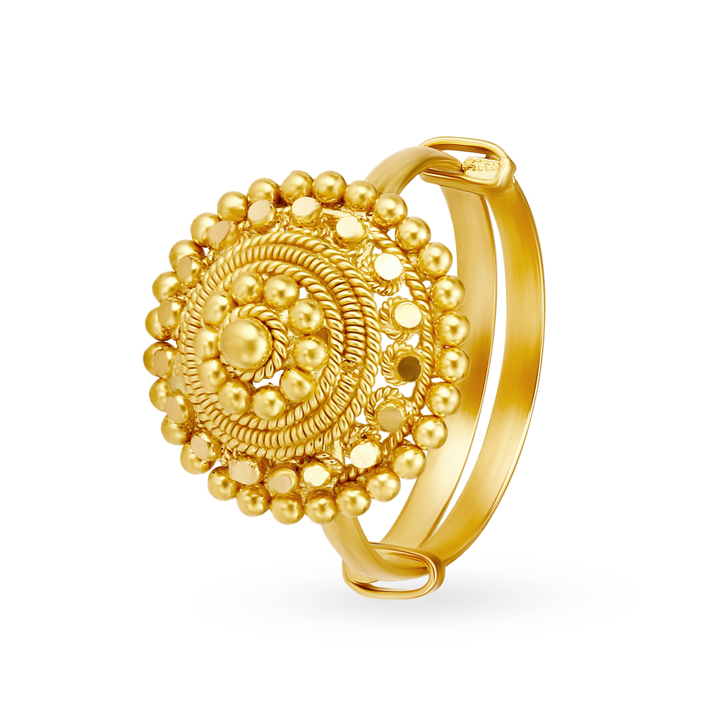 Lavish Gold Finger Ring