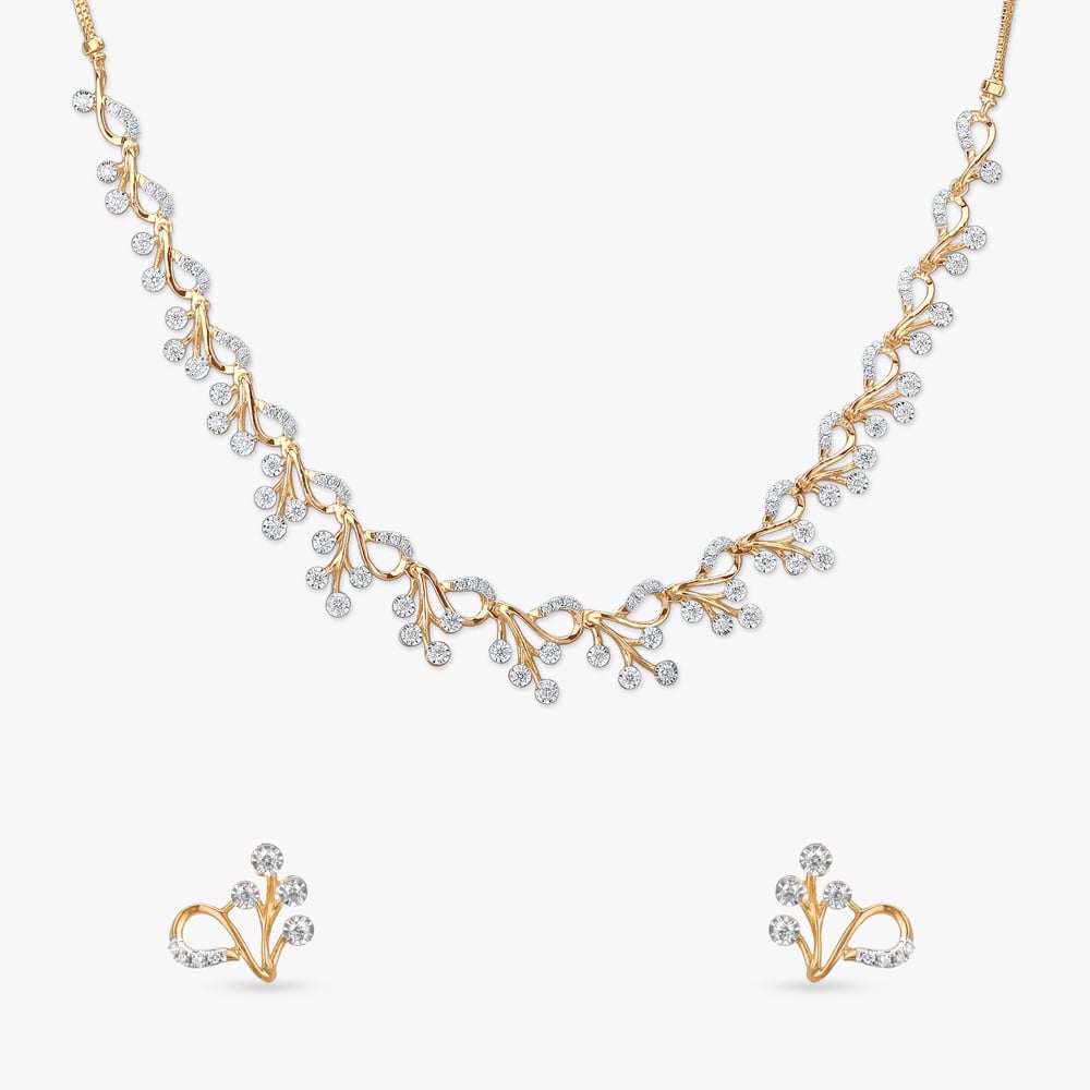 

Daisy Delight Diamond Necklace Set